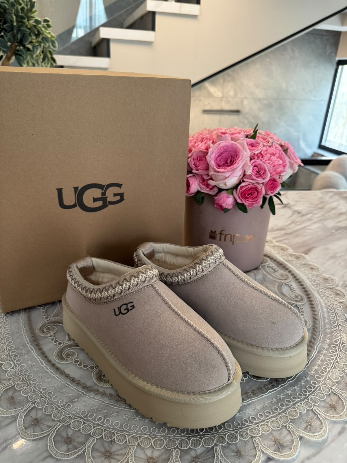 Ugg